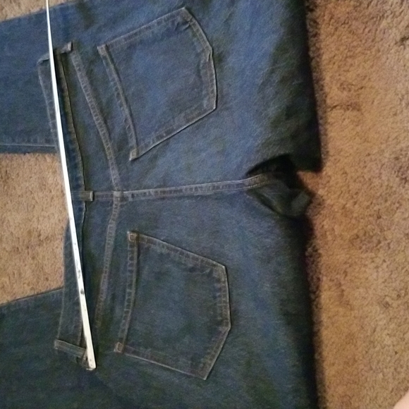 Old Navy Slouchy Straight Jeans - Picture 7 of 7